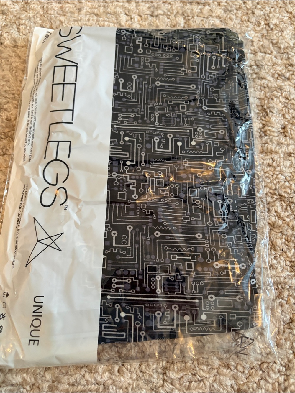 SweetLeggs Black Circuit-Print Leggings